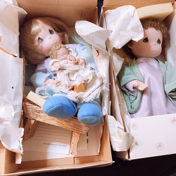2 The Ashton Large Drake Galleries Dolls Mary And Baby Jesus And Joseph